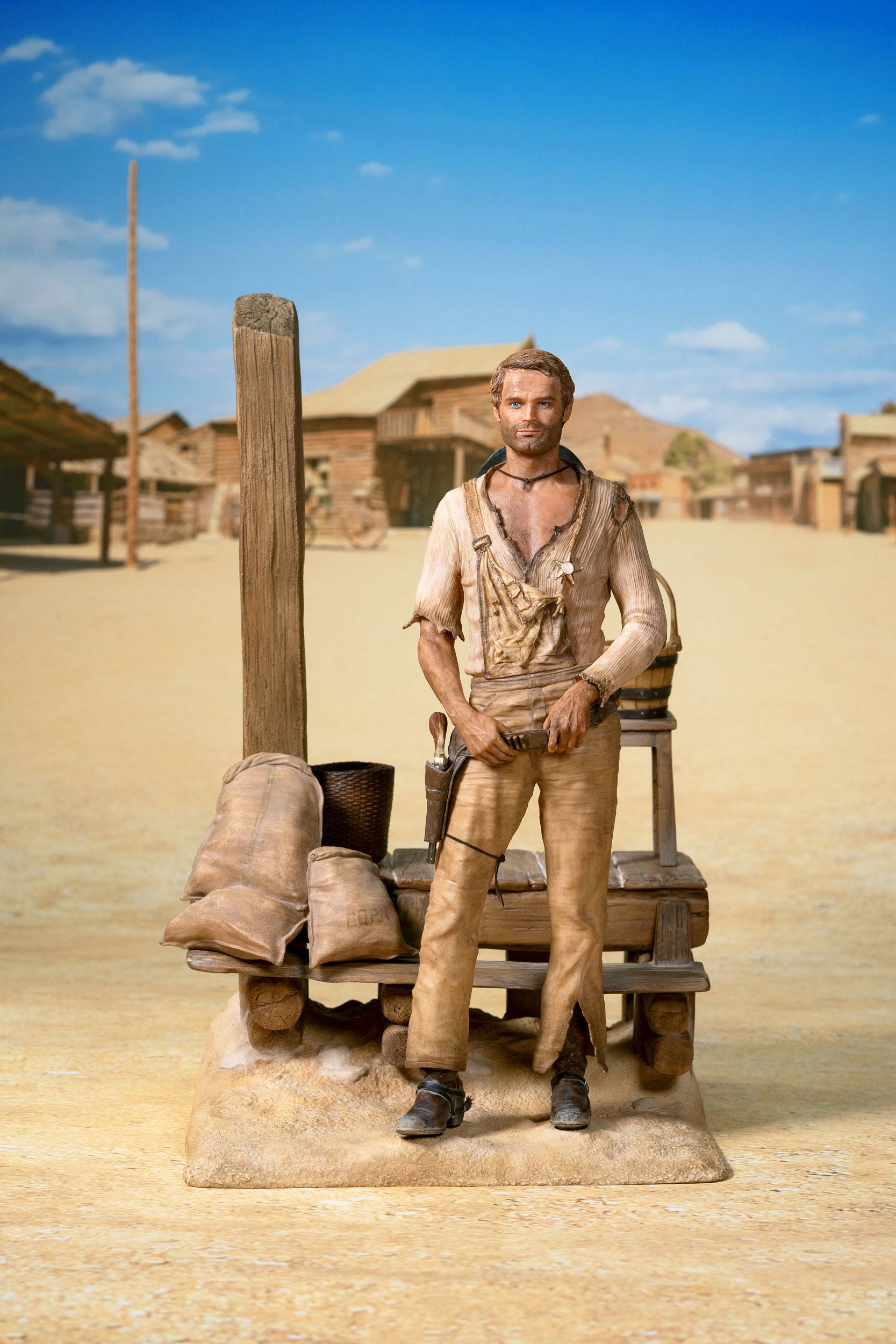 terence-hill-statue-supacraft